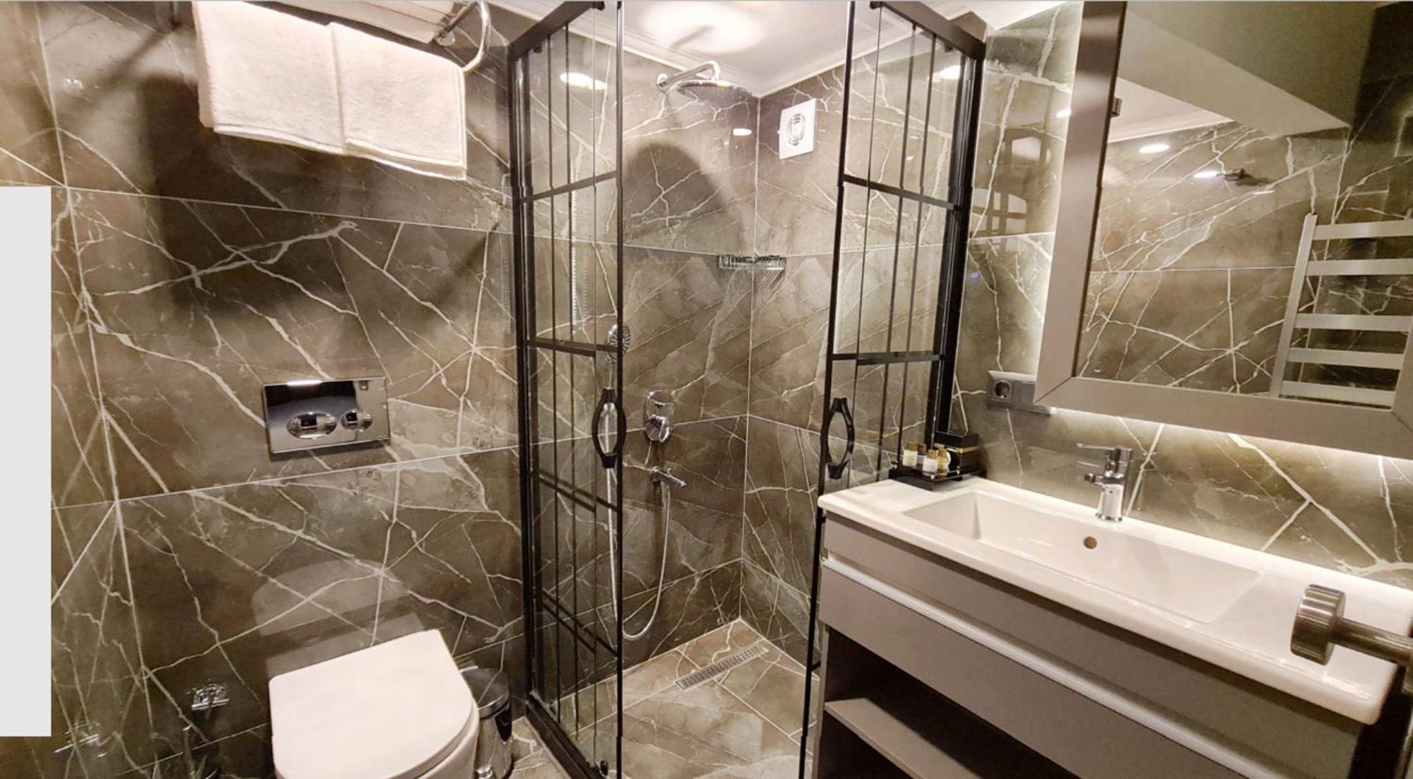Dilens Bosphorus Hotel Istanbul Room photo